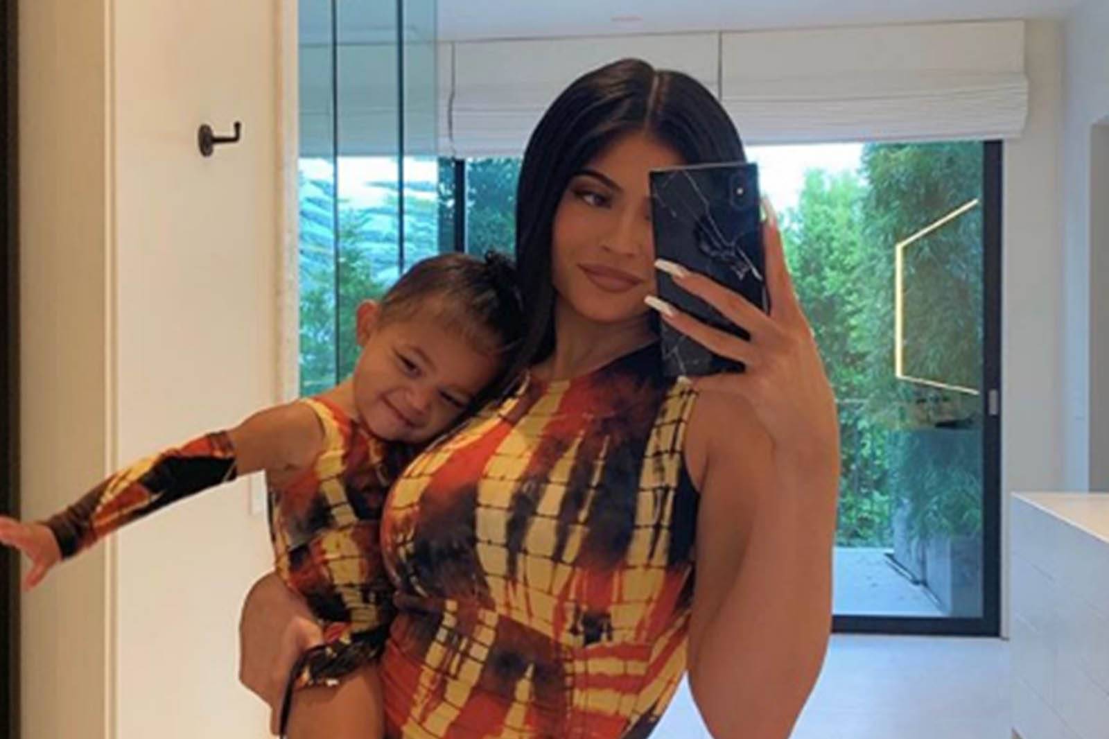 Stormi Webster ya tiene su bolso Louis Vuitton personalizado