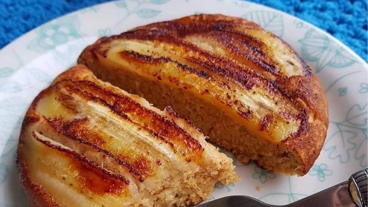 BOLO DE BANANA MAIS FÁCIL DO MUNDO - É FOFINHO - RÁPIDO DE FAZER E SUPER  GOSTOSO - Isamara Amâncio 