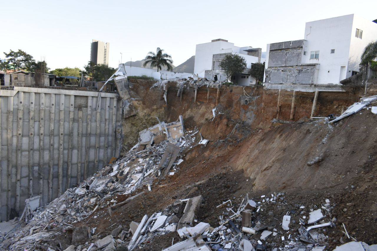 Obra fallida provoca derrumbe de 4 casas en Monterrey; hay un muerto y  cuatro desaparecidos – Publimetro México