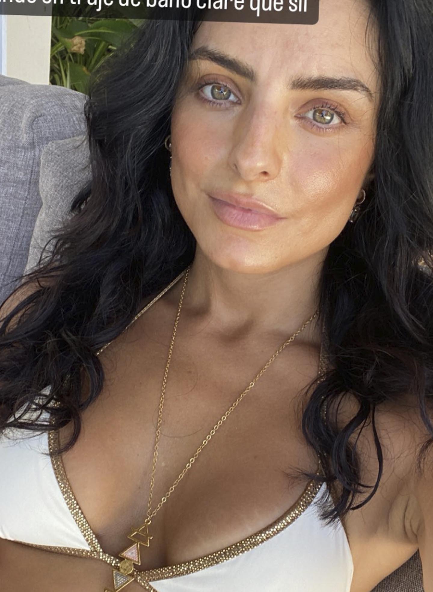 Aislinn Derbez presume las estrías en sus senos por primera vez – Metro  Ecuador