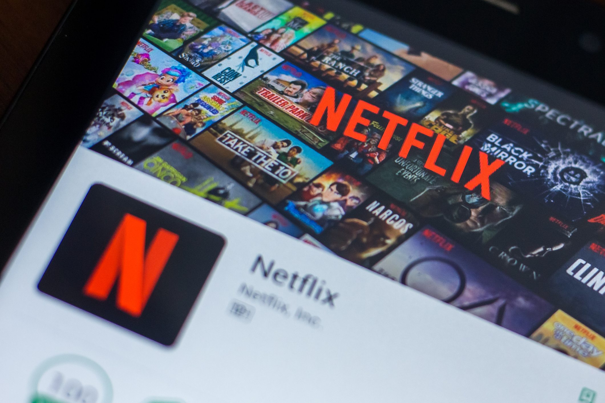 Usuários da Netflix cancelam inscrição após cobrança pelo compartilhamento  de conta