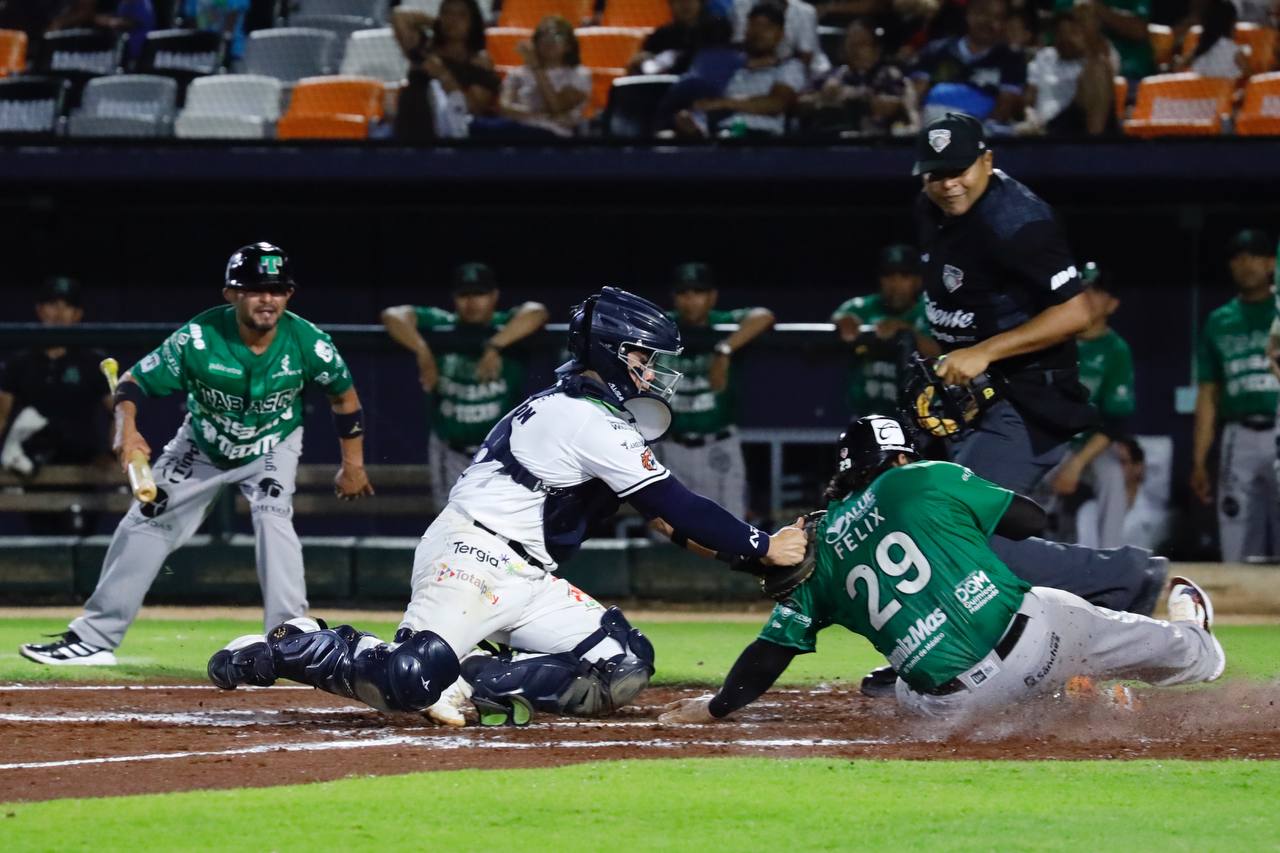 Los Boston Red Sox vencen de nuevo y se afianzan en la Serie