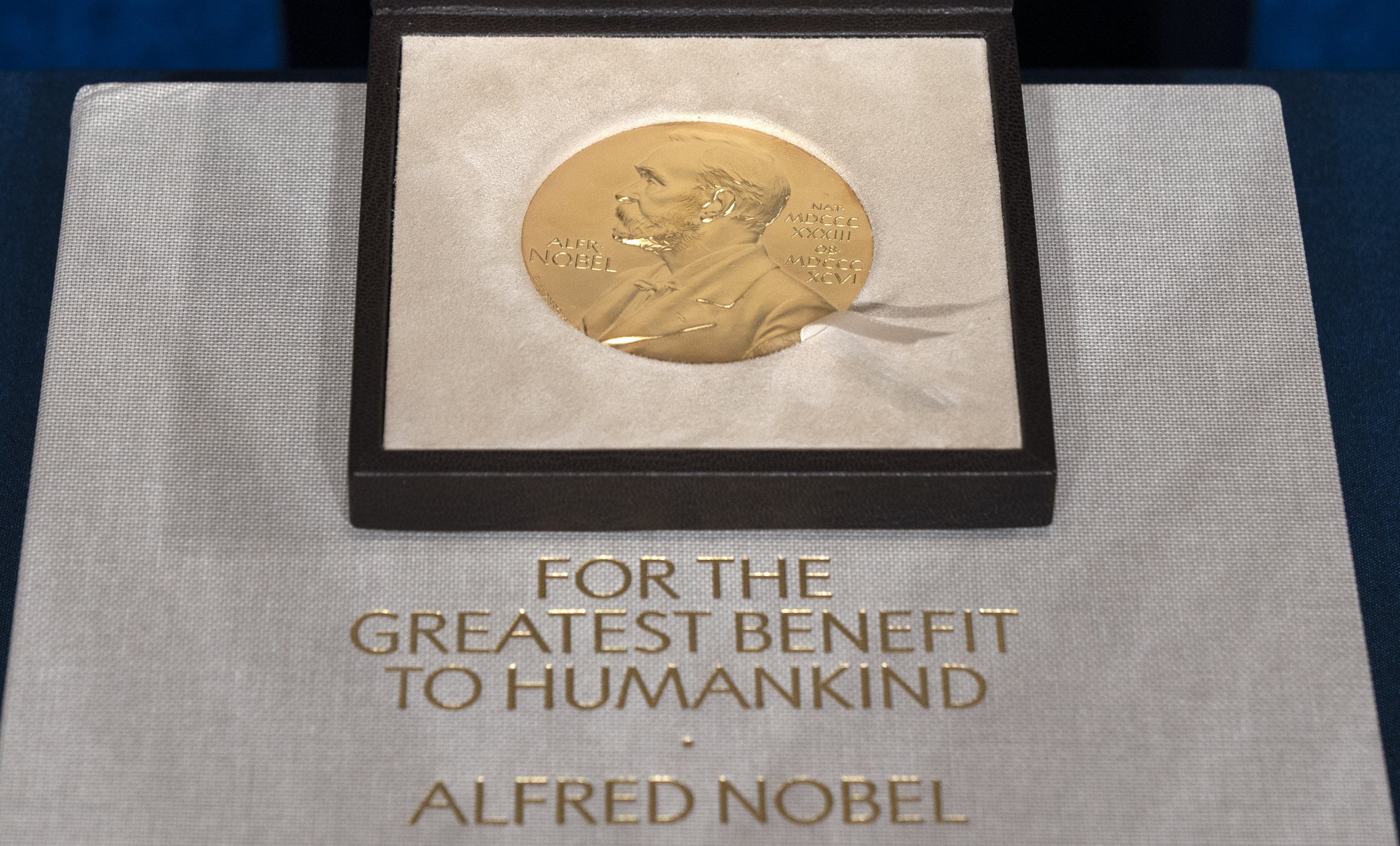 Las medallas de los premios Nobel que no pudieron encontrar los