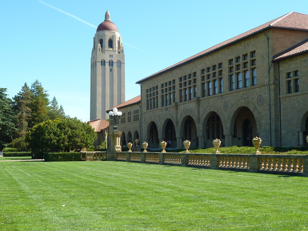 dormitorios del campus de stanford