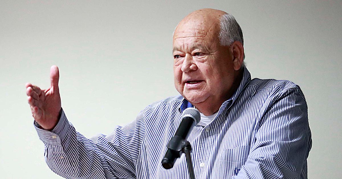 Gobernador de Baja California Sur sale ileso tras accidente aéreo – Publimetro México