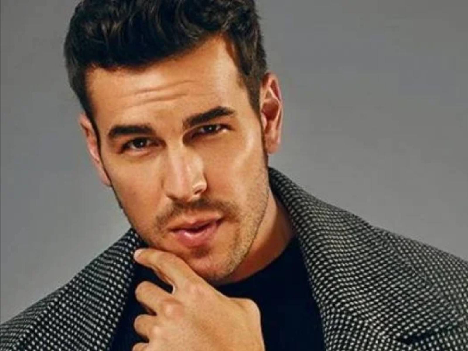 Fotos de Mario Casas en la playa que demuestran que es el hombre perfecto