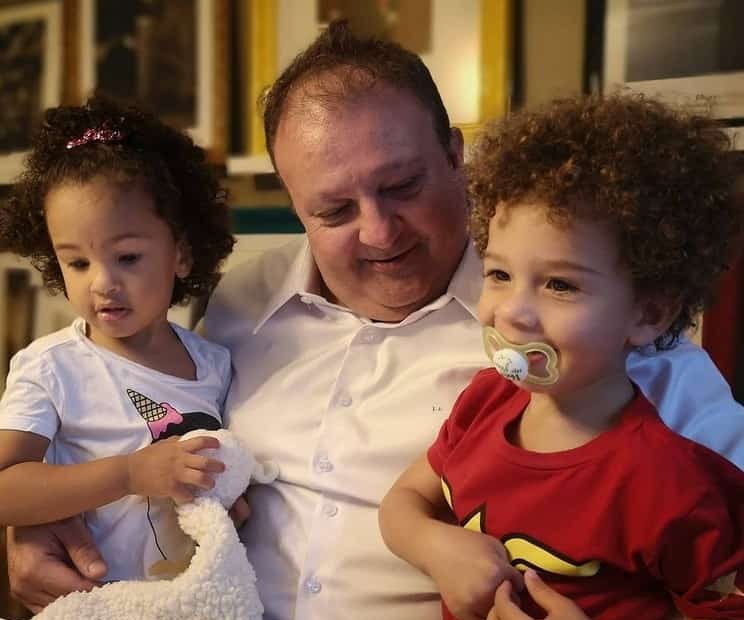 Erick Jacquin revela que será pai de gêmeos durante final do