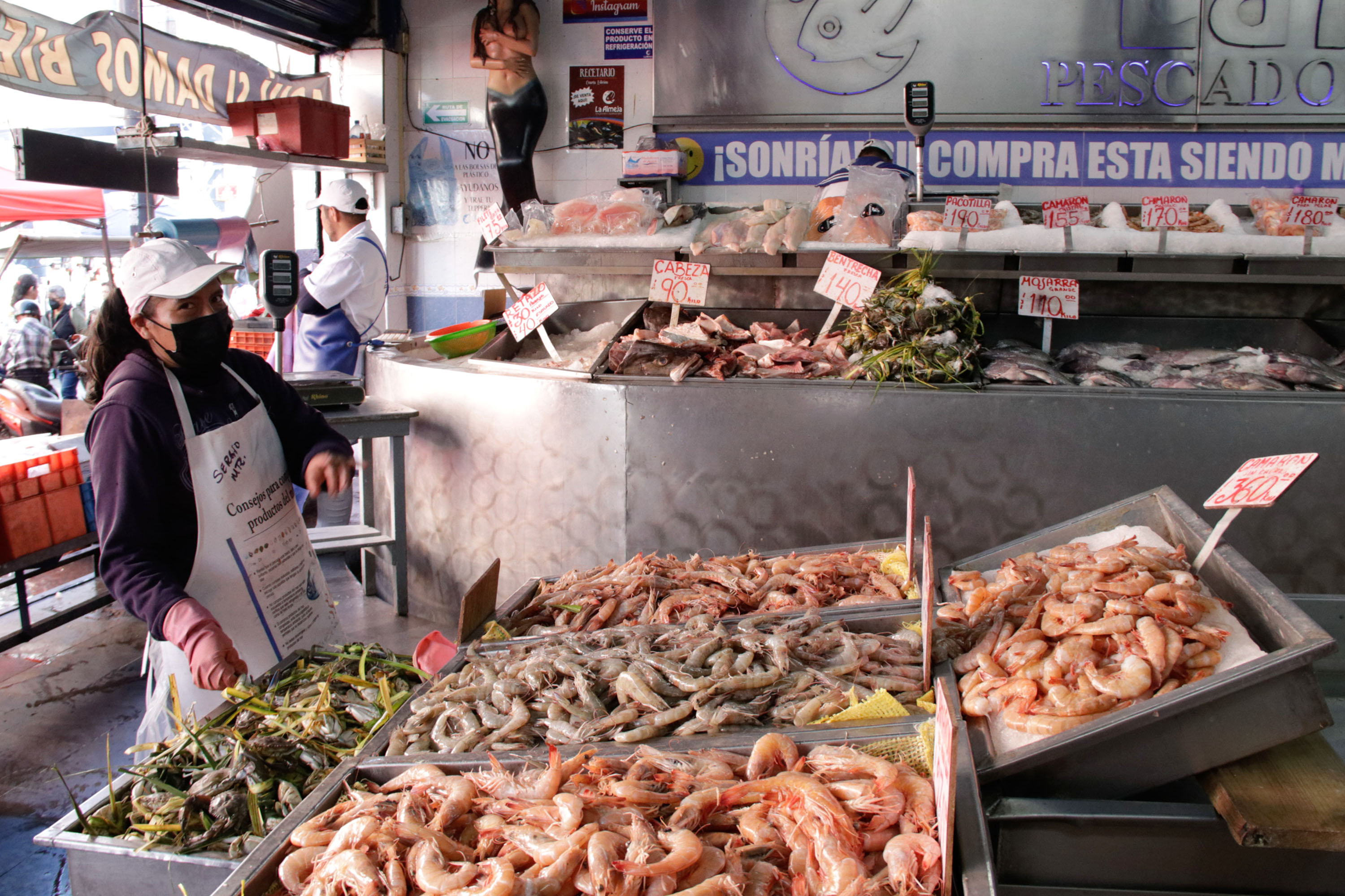 Vendedores de pescados y mariscos advierten aumento en Semana Santa