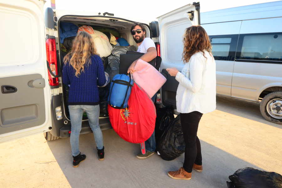 The JCRAJ taking aid to Calais in October