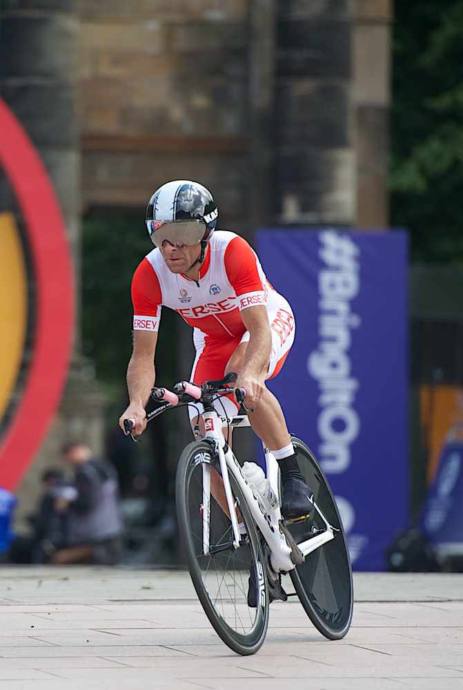 Experienced cyclist Chris Spence has been named in the Jersey team