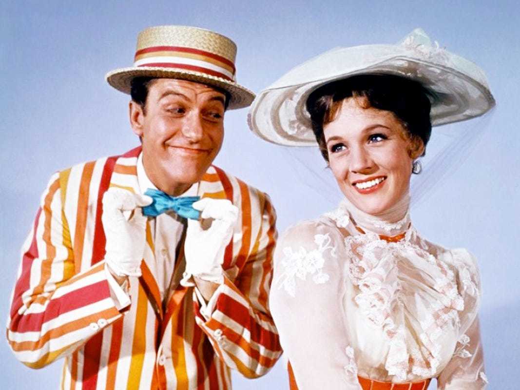 Dick Van Dyke and Julie Andrews in Mary Poppins (28832343)
