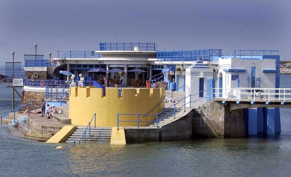 Havre des Pas bathing pool is a grade two listed building