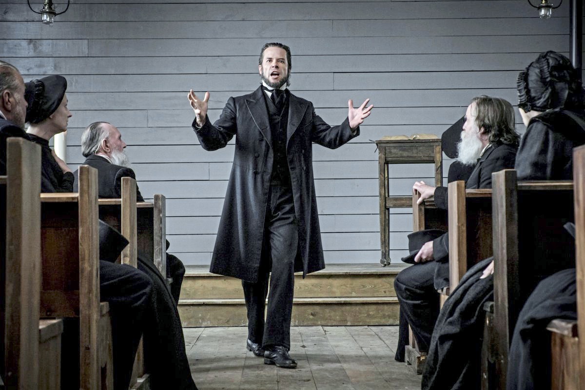 Guy Pearce in Brimstone (28832139)