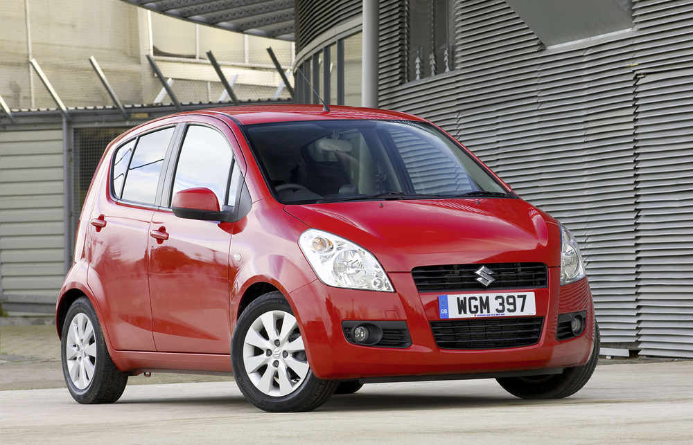 Chantelle currently drives a red Suzuki Alto
