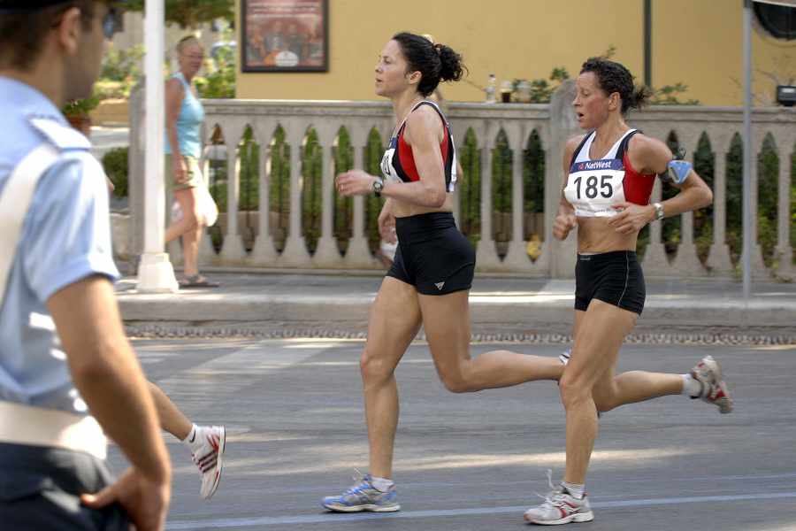 Amanda Brown, left, and Carol Knight won the women's half-marathon team silver at Rhodes 2007. Brown also took individual silver Picture: RICHARD WAINWRIGHT