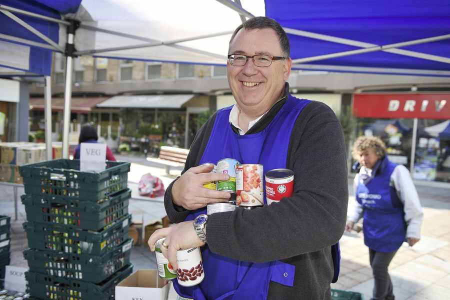 Richard Le Breton helping out at the Tinathon