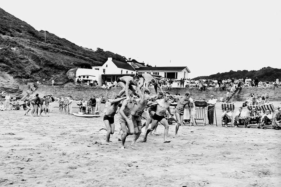 A 'chariot race' at a Jersey Lifeguard exercise day in September 1961