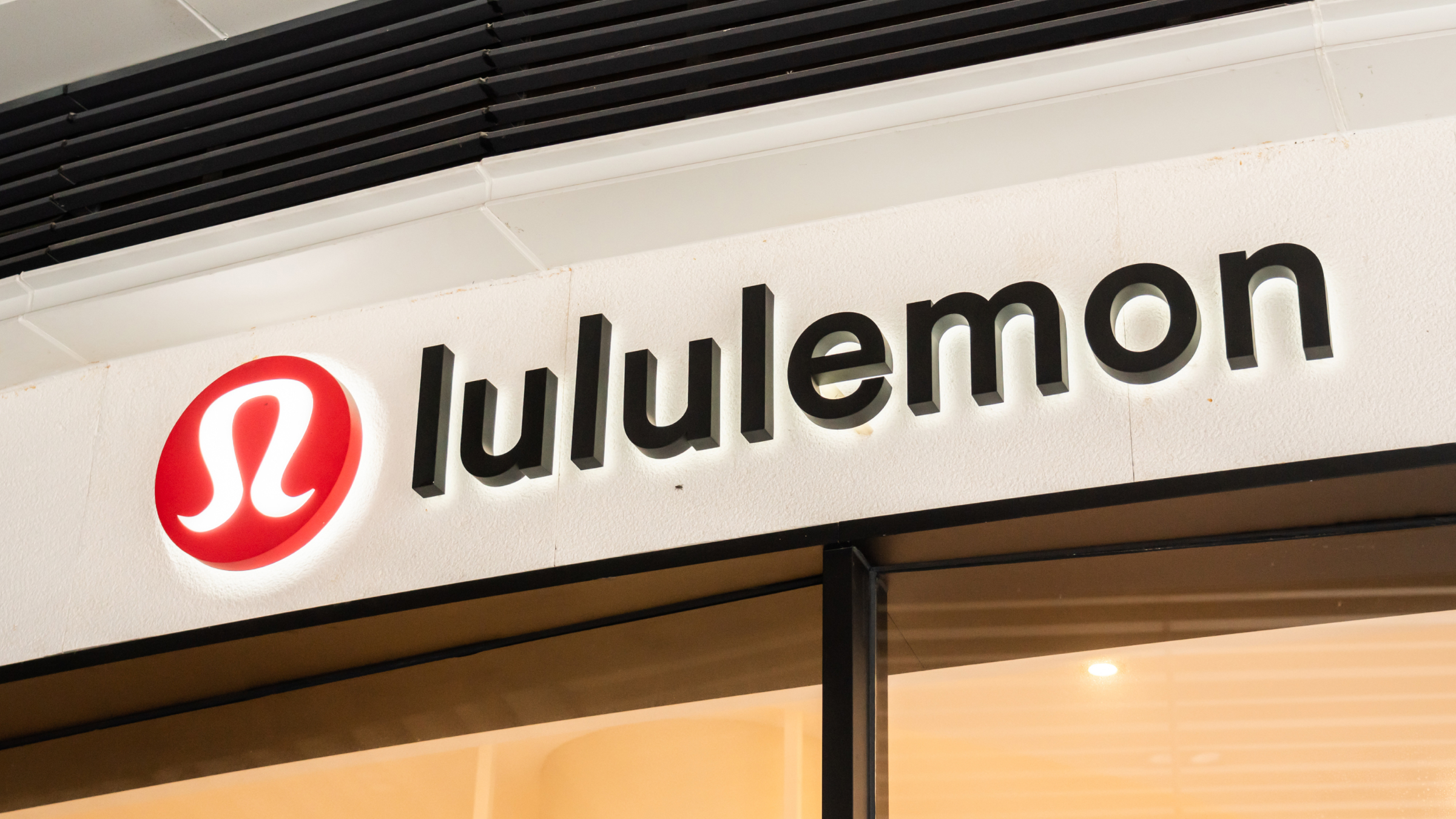 Lululemon Earnings: Disappointing Current Trends but Long-Term View Intact