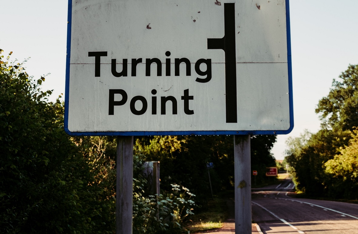 Turning point sign