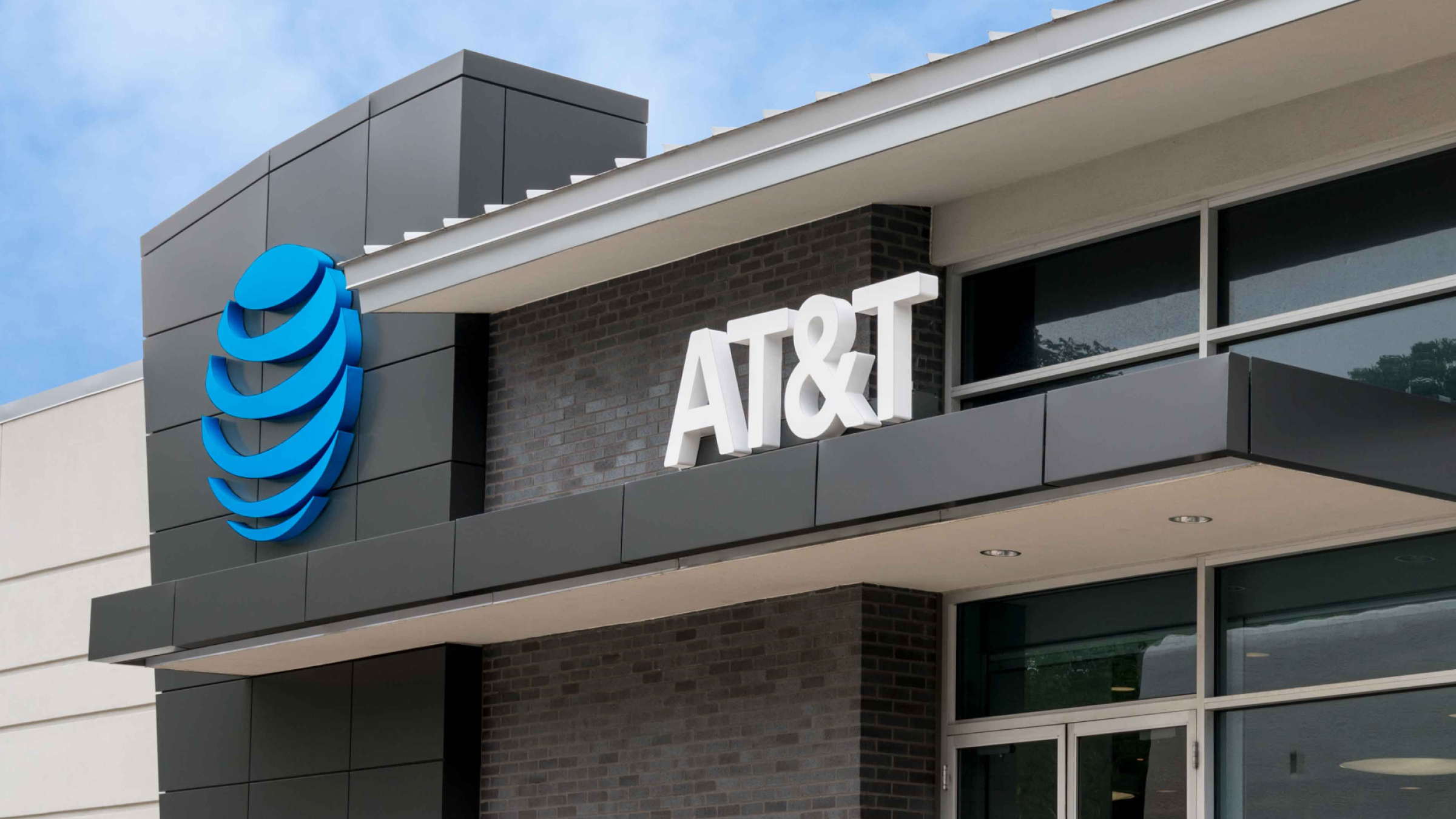 AT&T Earnings: Strong Wireless Results Point to Cooler Competitive Dynamics