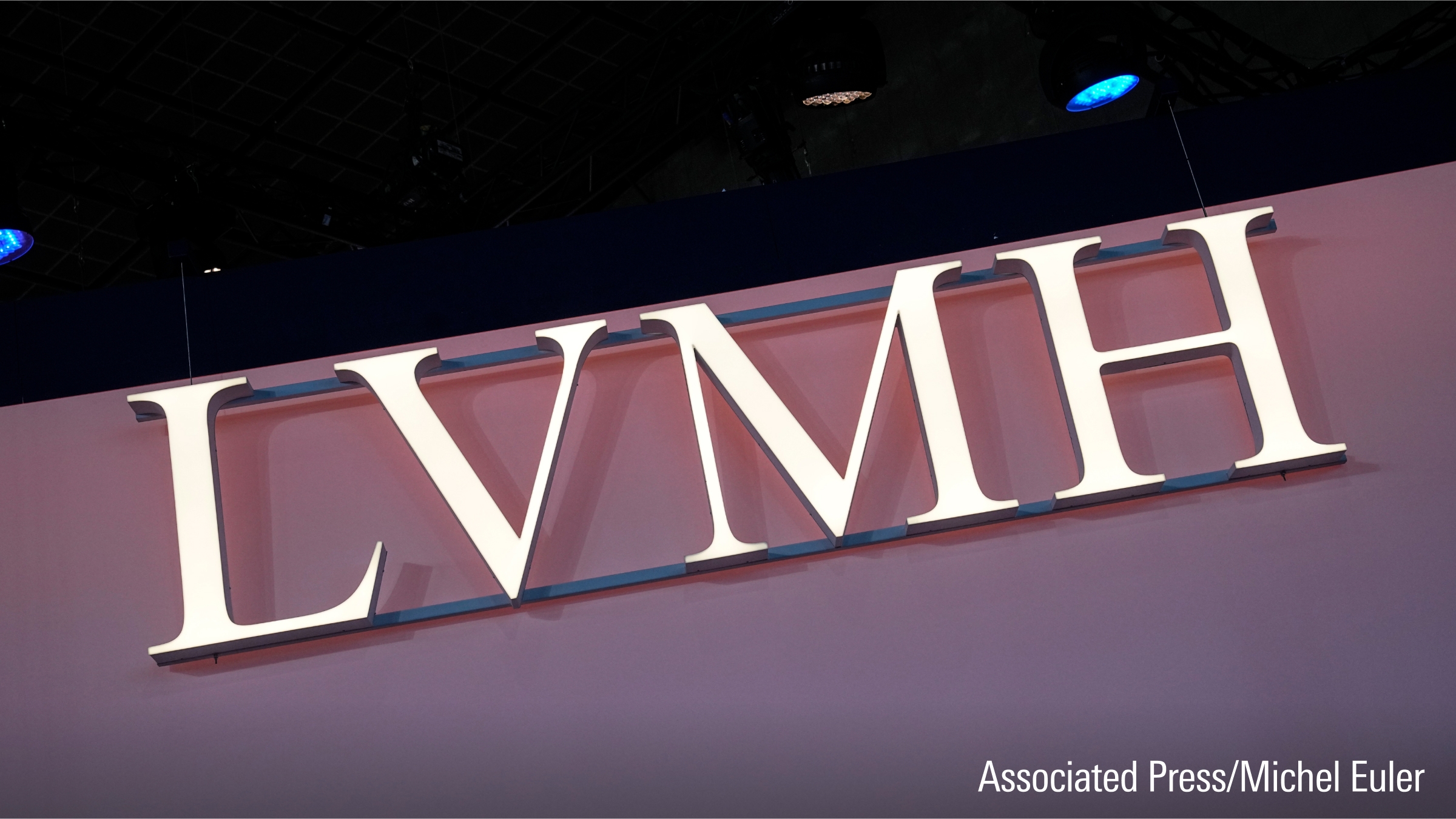 Het LVMH logo is gefotografeerd tijdens de Vivatech show in Parijs.