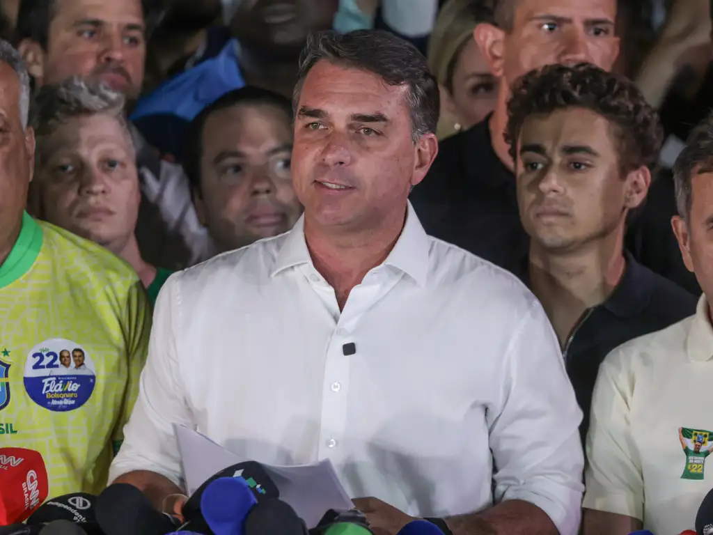 Imagem da notícia publicada por R7 Eleições 2026