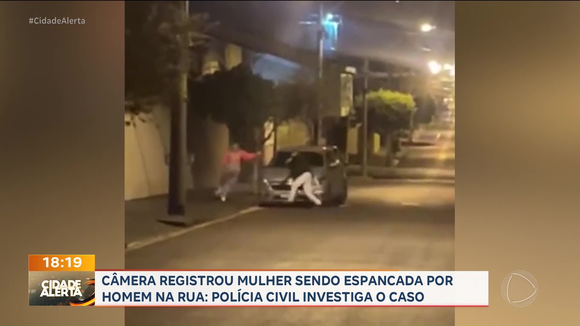 Câmera registrou mulher sendo espancada por homem na rua, em Sertãozinho –  Record