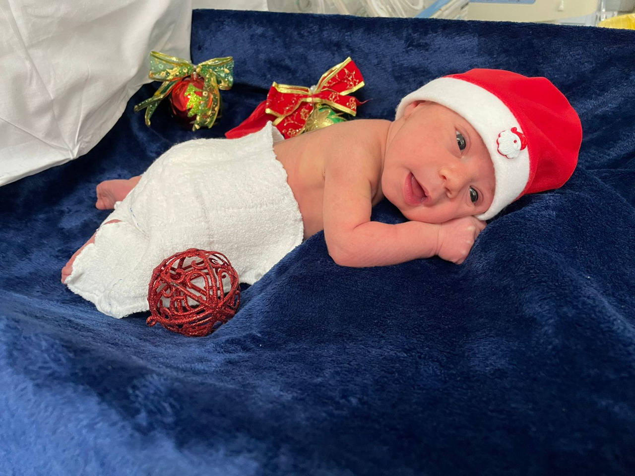 Bebês ganham decoração natalina em hospital no DF; veja fotos – Noticias R7, image size:1280x960