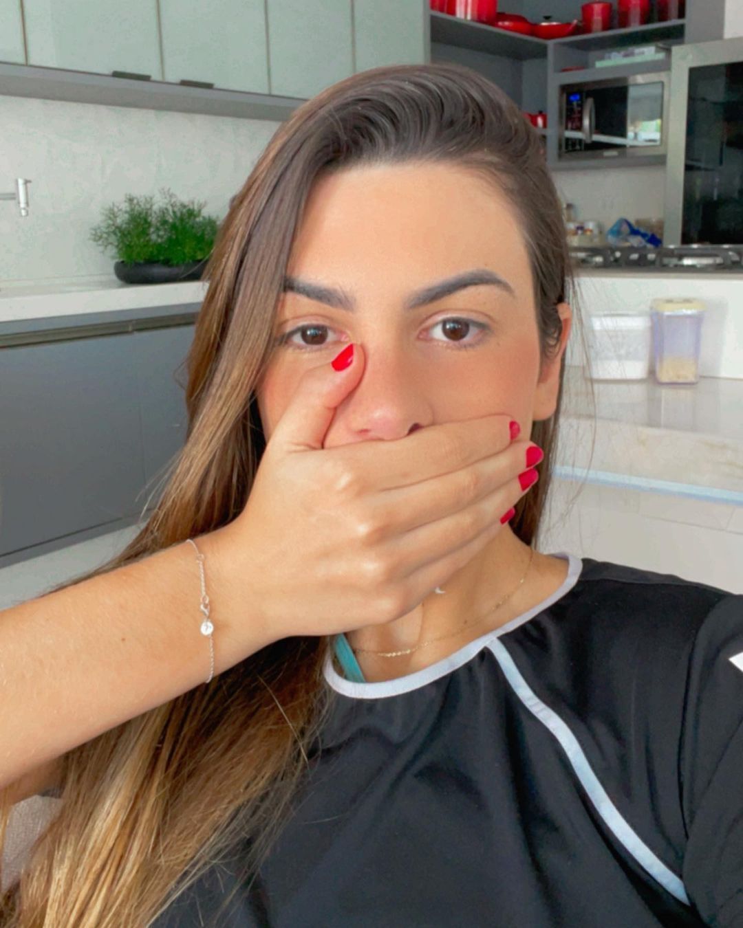 Após polêmicas com Pétala Barreiros, Lívia Andrade curte show com o  namorado, Marcos Araújo – R7 Entretenimento, image size:1080x1350