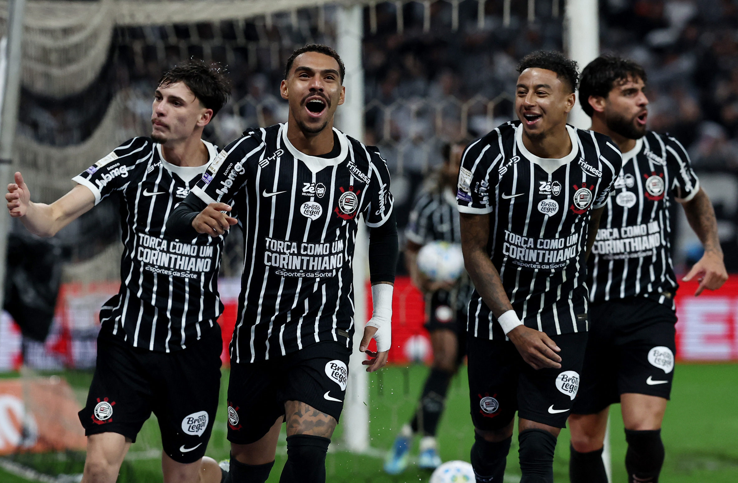 Timão escalado! Corinthians define titulares para decisão na Libertadores