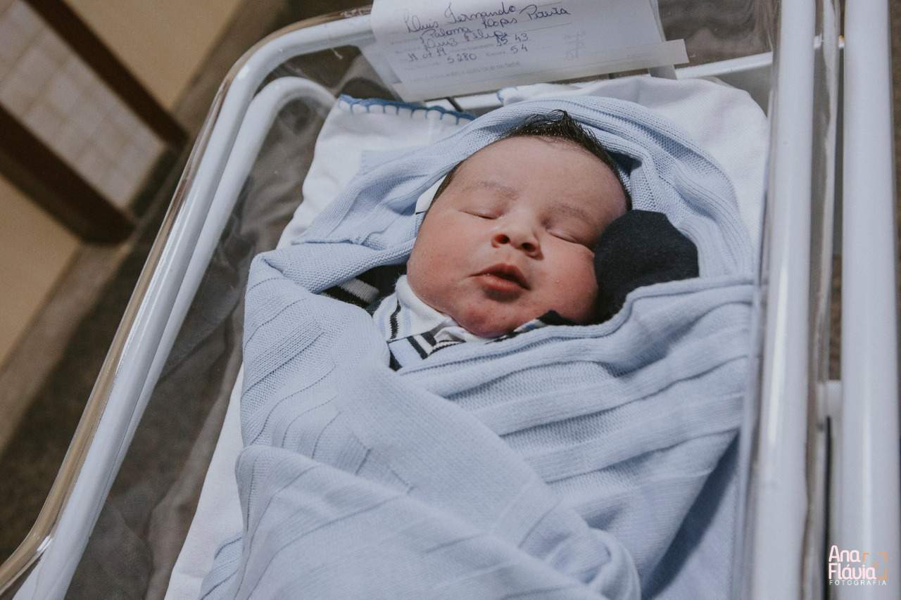 Hospital - Muitas mamães têm a mesma dúvida: quantas vezes por semana é  necessário dar banho no bebê? 🤔 👶 Recém-nascidos (0 a 3 meses): 2 a 3  vezes por semana já, image size:1280x853