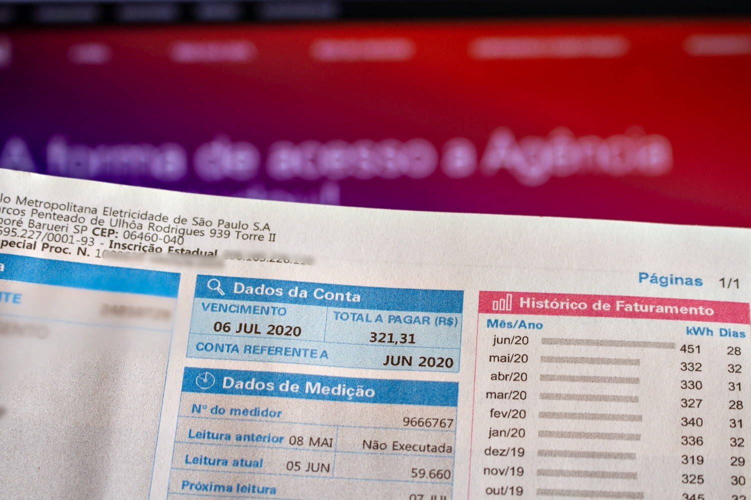 ATENÇÃO: Luz no Fim do Túnel - Entenda o Aumento das Contas de Luz!
