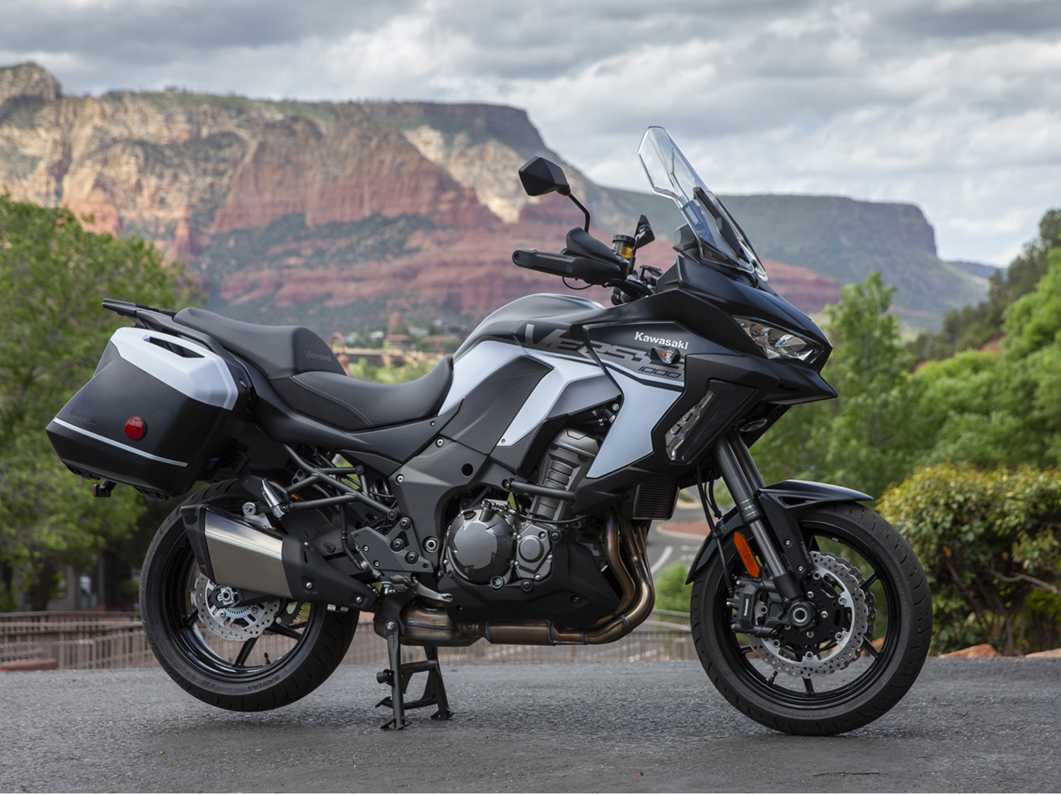 2019 Kawasaki Versys 1000 LT+ First Ride | Cycle World