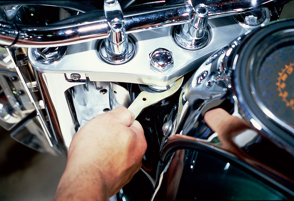 How-To: Steering-Head Bearing Adjustment | Motorcycle Cruiser