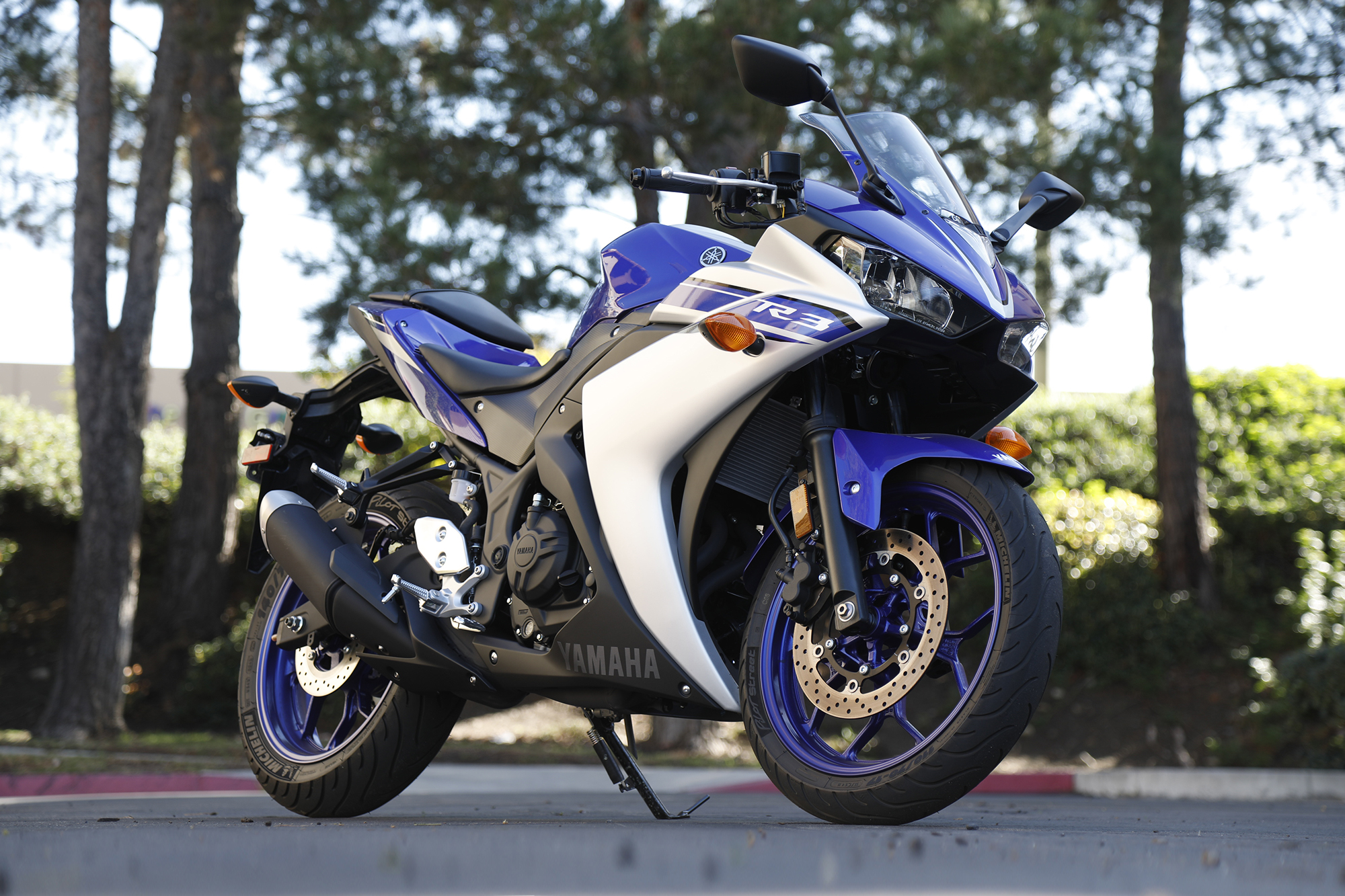 2018 deals yamaha r3