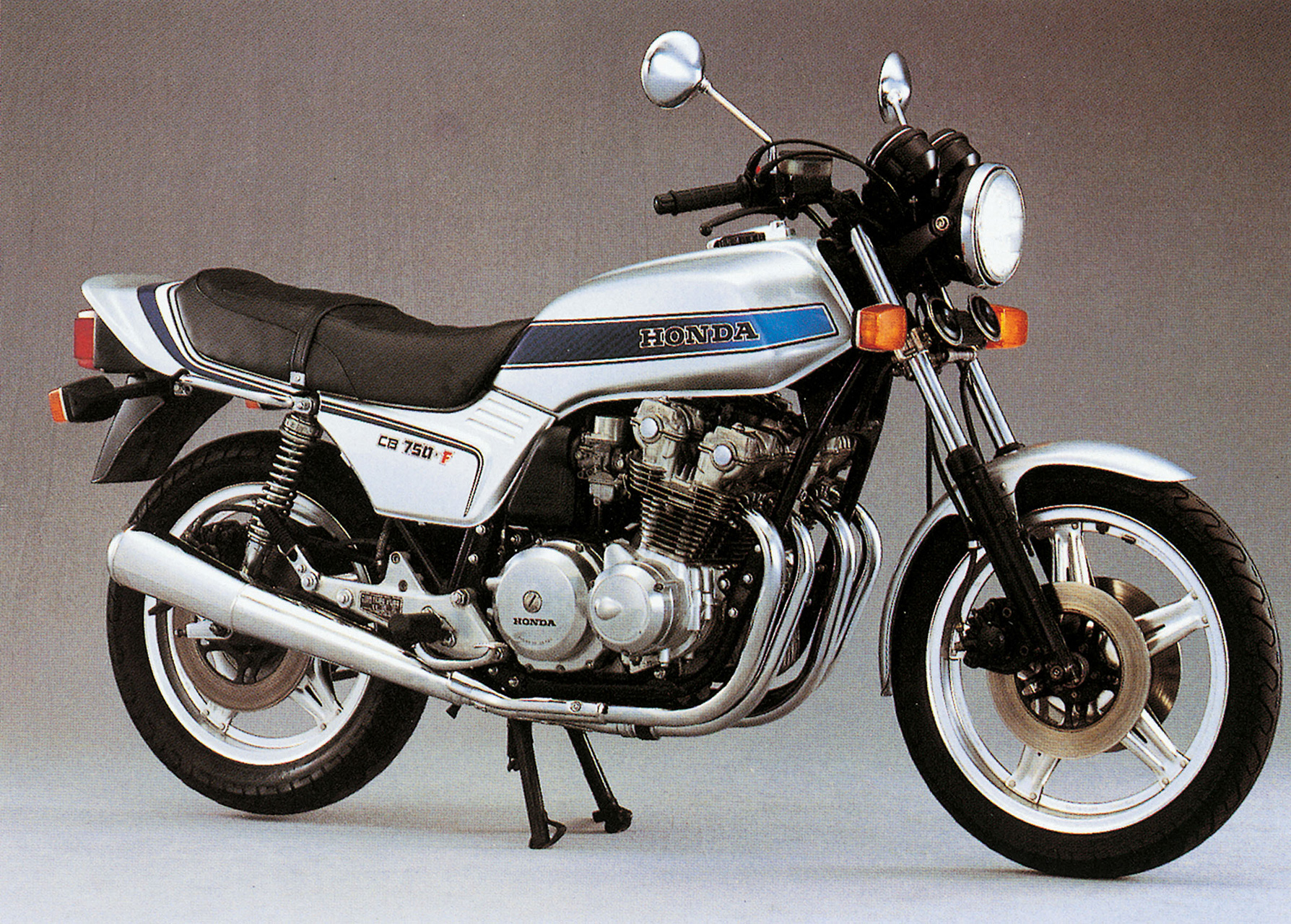 Японский мотоцикл 8. Honda CB 750. Honda cb900c. Honda CB 750c. Honda CB 900.