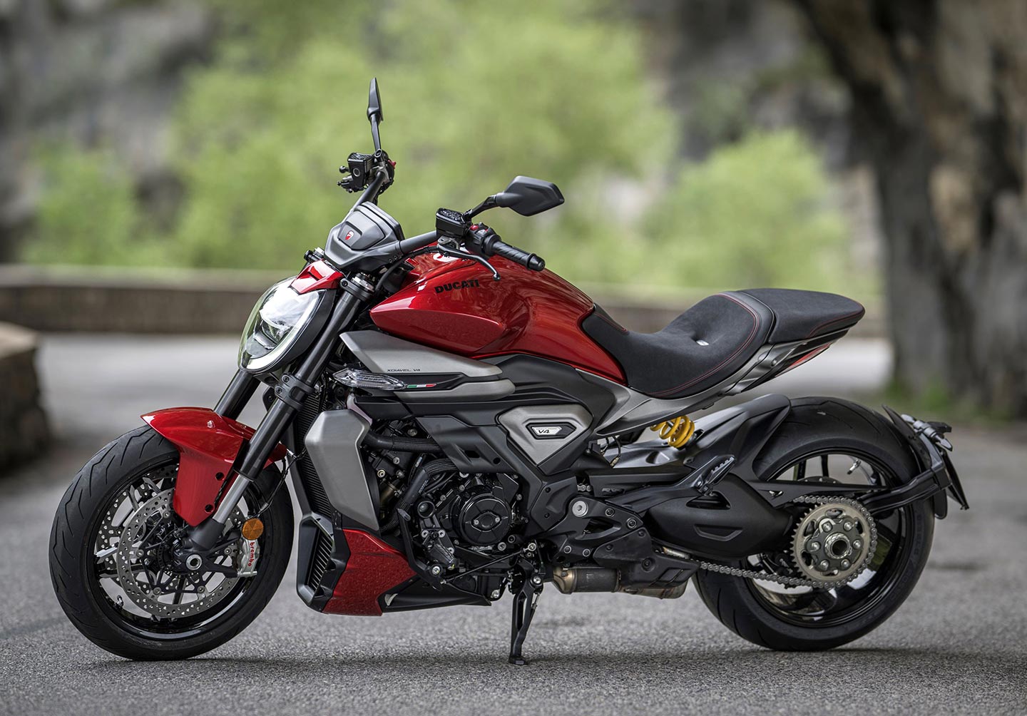 ディパル 2025 Ducati XDiavel V4 Ride Review | Cycle World