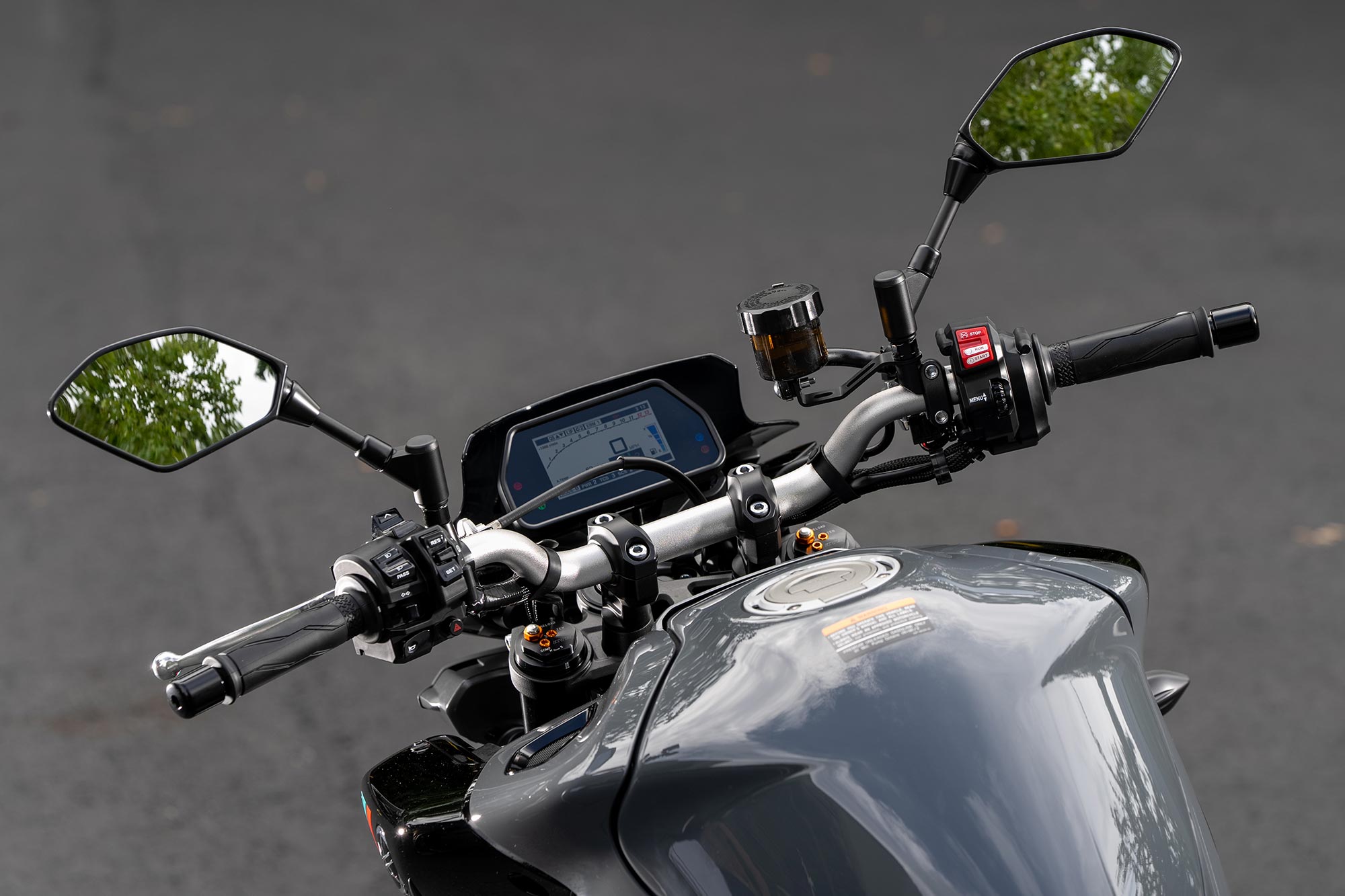 2022 Yamaha MT-10 Buyer's Guide: Specs, Photos, Price