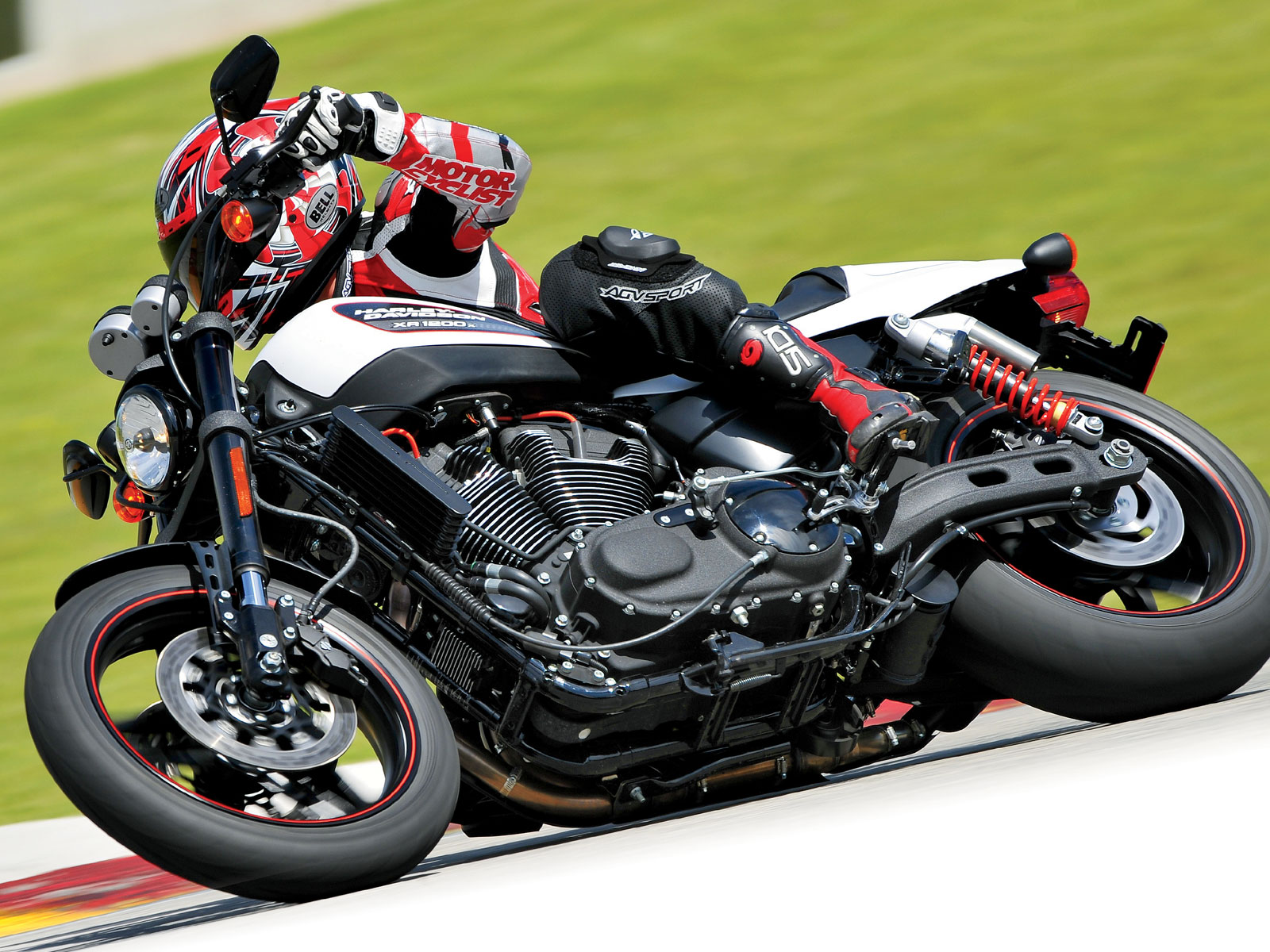 2011 Harley-Davidson XR1200X | Motorcyclist