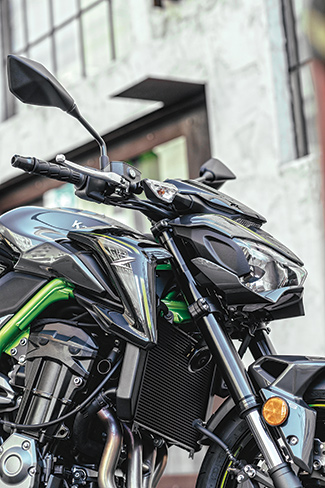 First Ride Of The 2017 Kawasaki Z900 | Cycle World