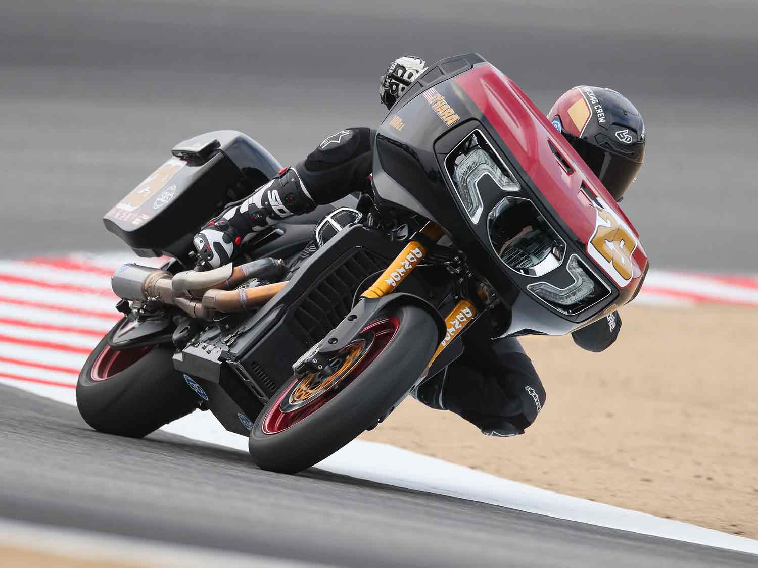 King of the Baggers – Uma corrida insólita em Laguna Seca - Indian -  Notícias - Andar de Moto