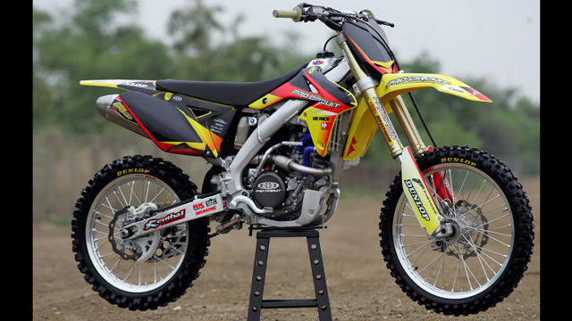 Pro Circuit Suzuki RM-Z250 Race Bike | Dirt Rider