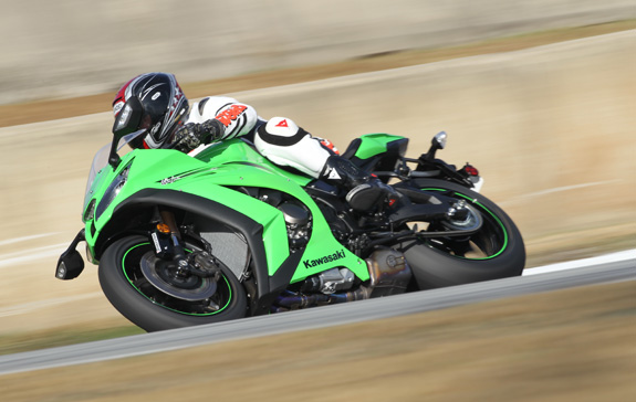 2011 Kawasaki ZX-10R- Kawasaki ZX10R Riding Impression- Cycle 