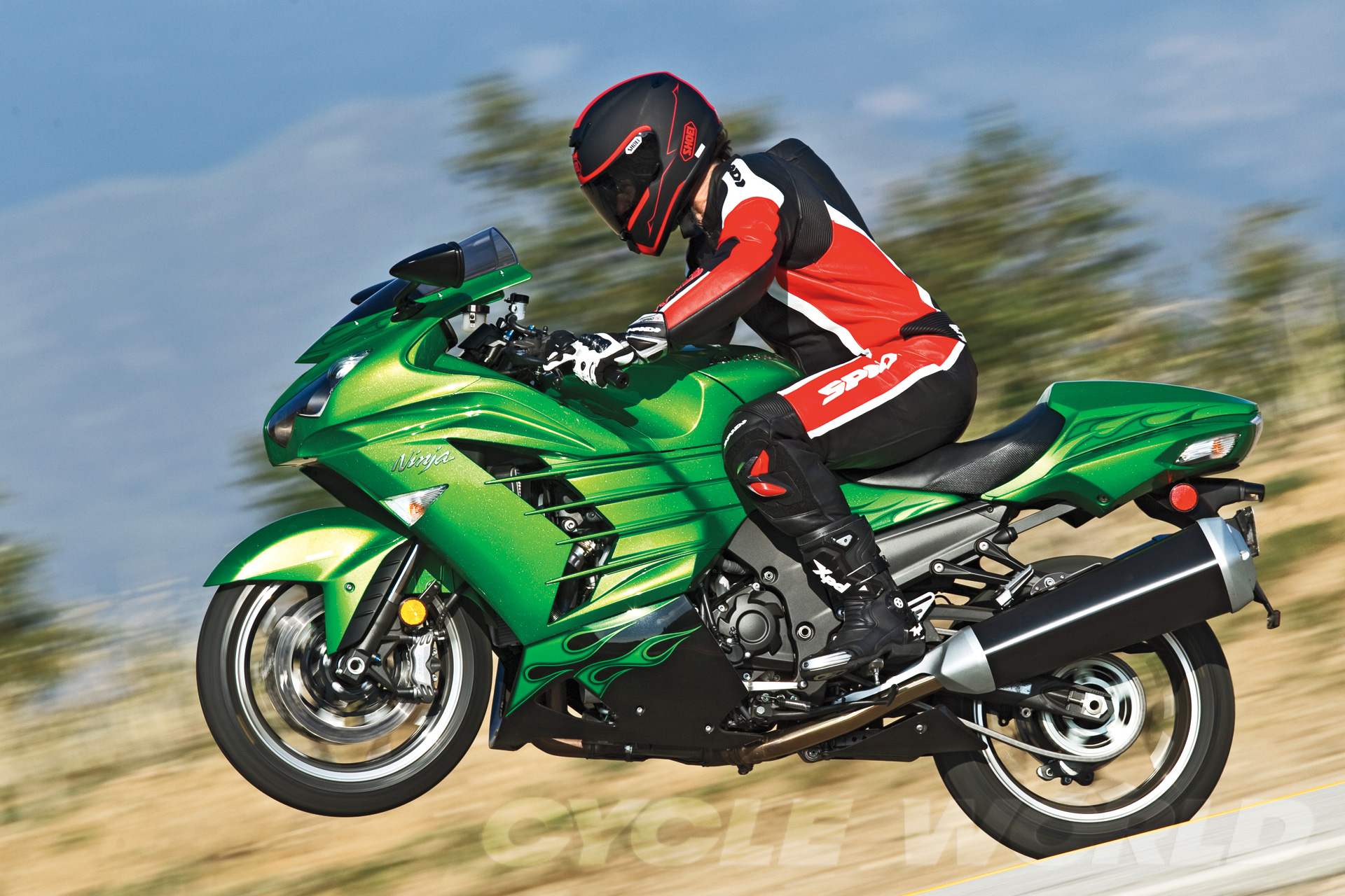 Kawasaki ZX-14R Road Test Review- Photos- Specifications- Price 