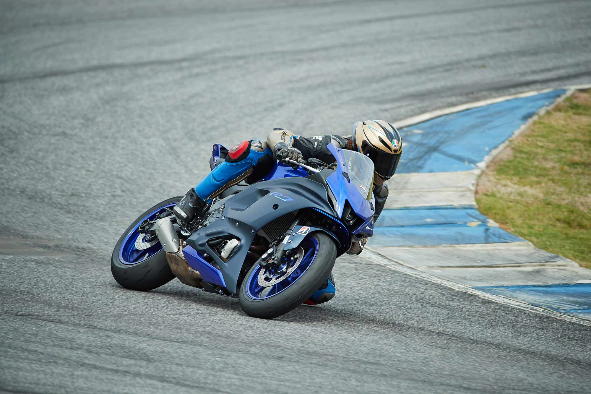 Yamaha's 2022 YZF-R7 Motorcycle Is a $9,000 Breath of Fresh Air