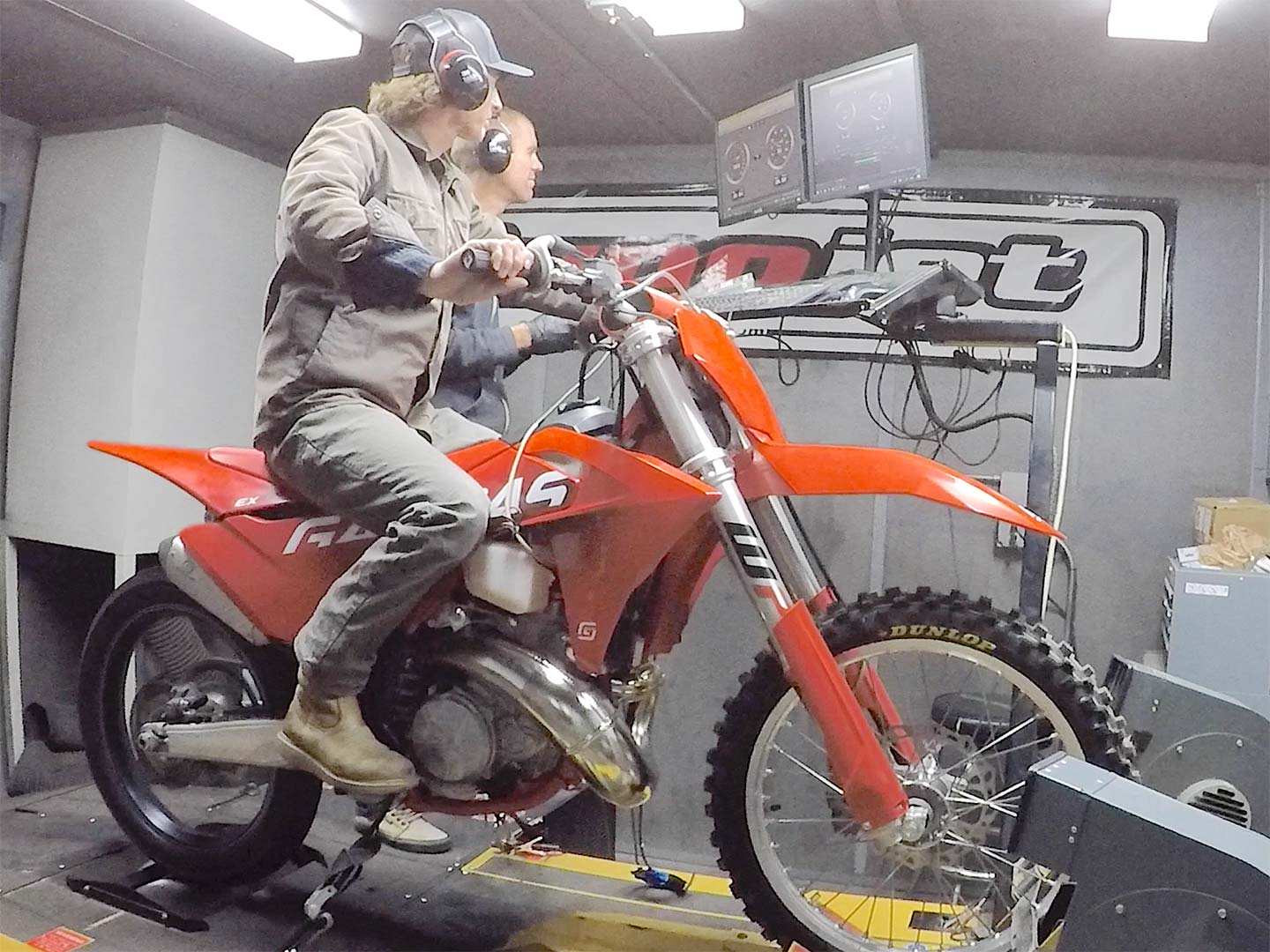 新車外し　タイヤ　前後2本　KTM exc ハスクバーナ　gasgas TE 新車外し タイヤ 前後2本 KTM exc ハスクバーナ gasgas TE Yahoo