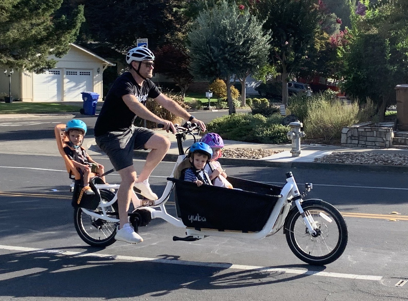 Yuba Electric Supermarch Cargo Ebike Review Cycle Volta