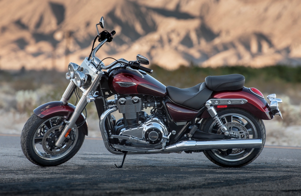 2014 triumph store thunderbird commander