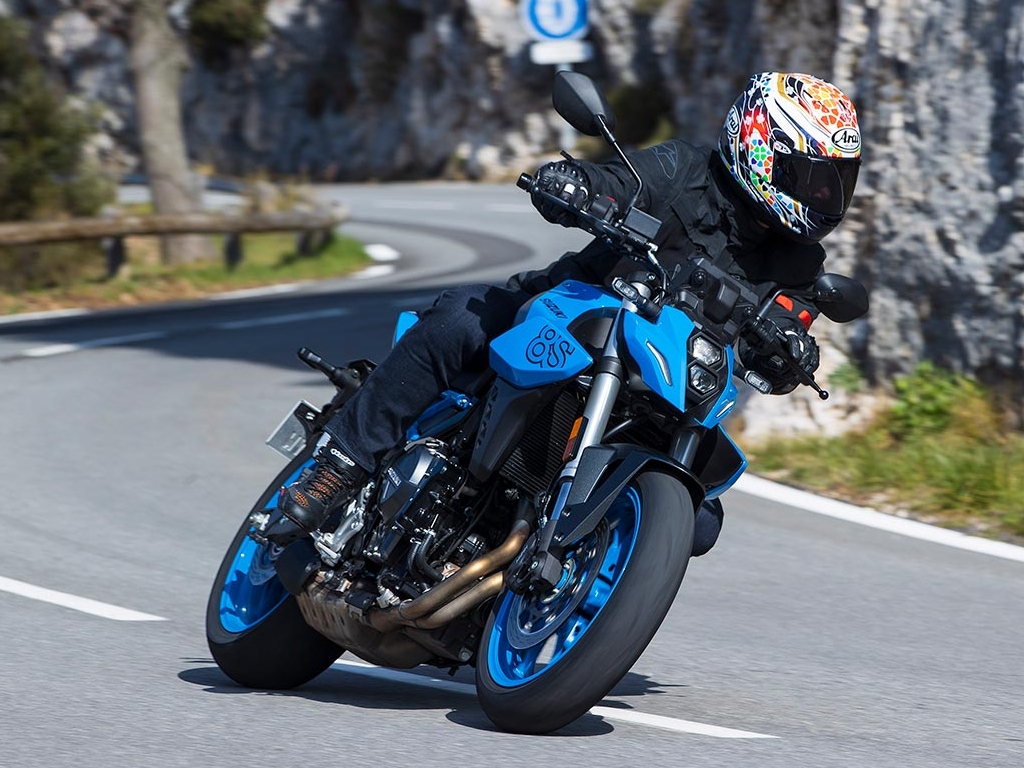 Retro Suzuki GSX-8S | Cycle World