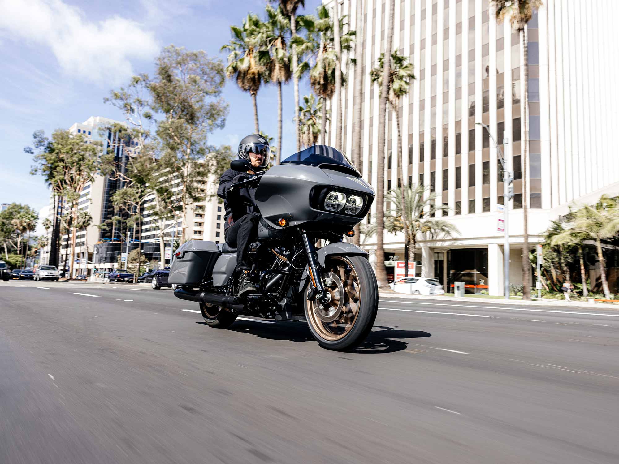 2022 Harley-Davidson Road Glide ST First Look | Motorcyclist